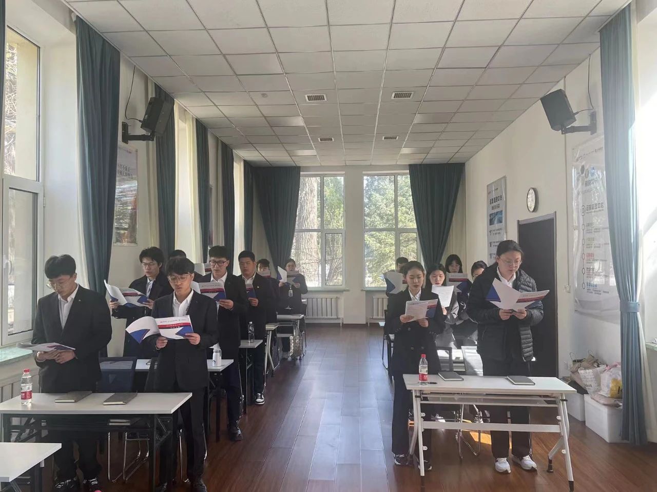 學習新知識，感悟新內涵——鞍勤集團、溫泉集團、公服集團新生培訓迎來階段性成果